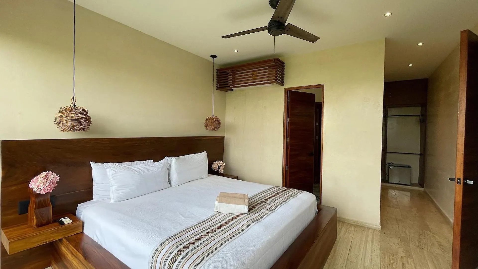 Appartement Kataleya Tulum By Zaazil - Amazing Penthouse Plus Aptartment , Up To 16 People, Private Pool, Terrace , Roof Top And Hot Tub In Luum Zama In The Jungle Mexique