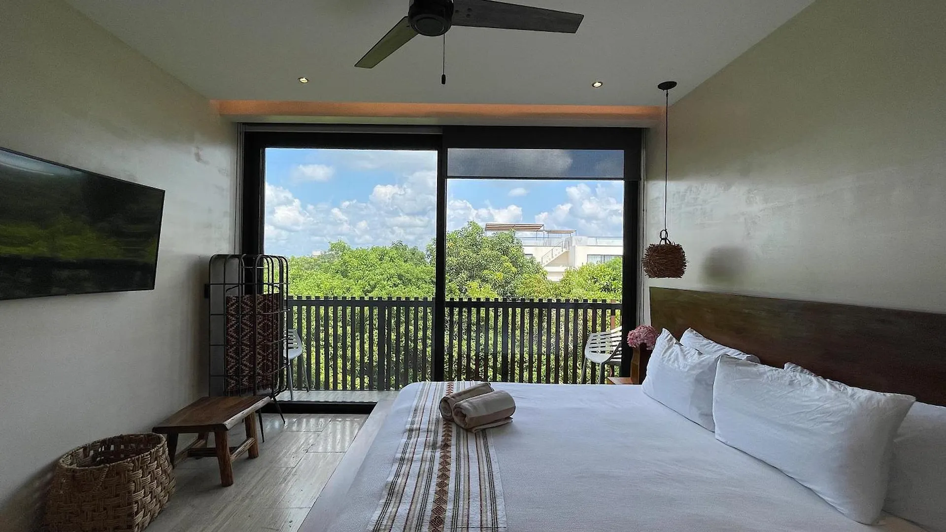 Kataleya Tulum By Zaazil - Amazing Penthouse Plus Aptartment , Up To 16 People, Private Pool, Terrace , Roof Top And Hot Tub In Luum Zama In The Jungle Mexique